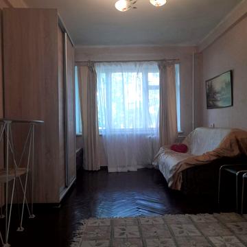 Павла Тичини просп., 12-А