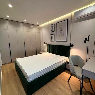 Предславинська вул., 42