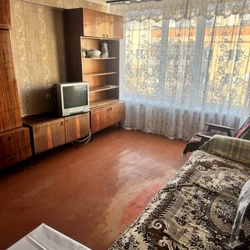 Олега Антонова вул. (Карла Маркса), 42