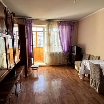 Миколи Ушакова вул., 20