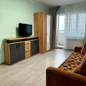 Водопровідна вул., 62