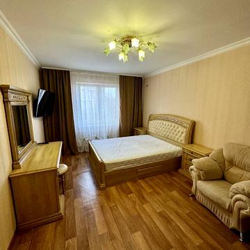 Урлівська вул., 38