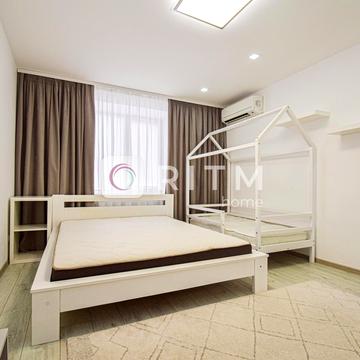 Злуки просп., 47-В