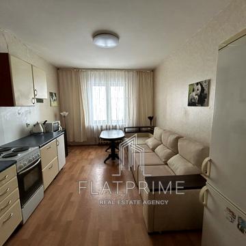 Милославська вул., 4