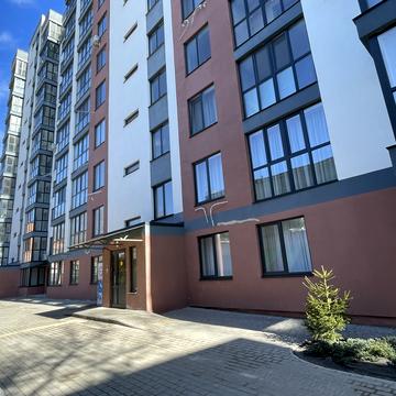 Костянтина Василенка вул. (30-річчя Перемоги), 14б