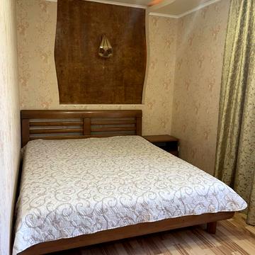 Степана Бандери вул., 50