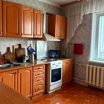 Лариси Руденко вул., 10-В