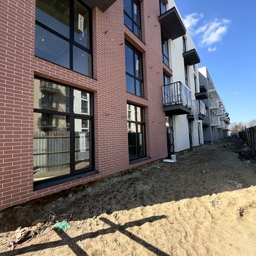 Бічна Зелена, 101