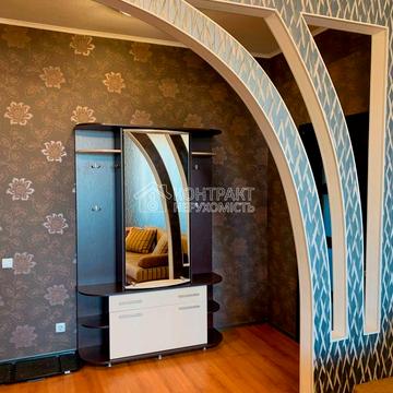 Героїв Харкова просп. (Московський), 131в