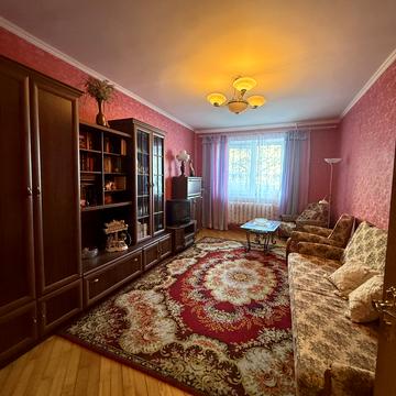 Тростянецька вул., 49