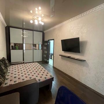 Асташкіна вул. (Крива), 18