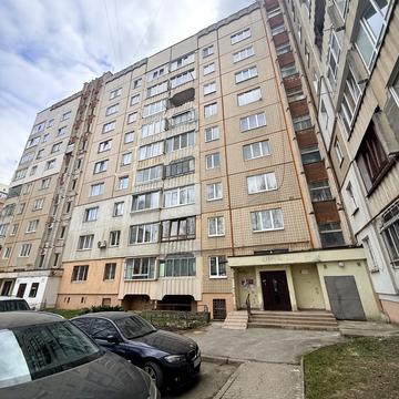 Івана Величковського вул., 34