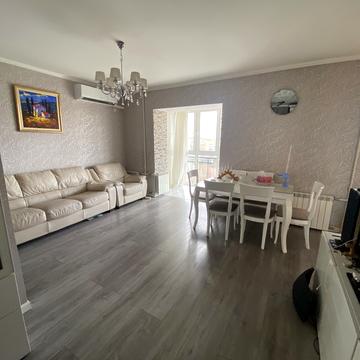 Печерський узвіз, 8