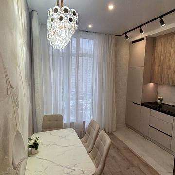 Краснова вул., (65 перлина)