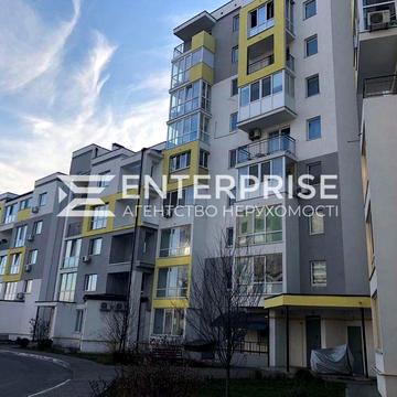 Черкаська вул., 1-Б