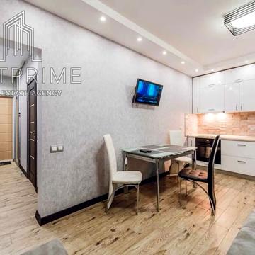 Клавдіївська вул., 40-Д