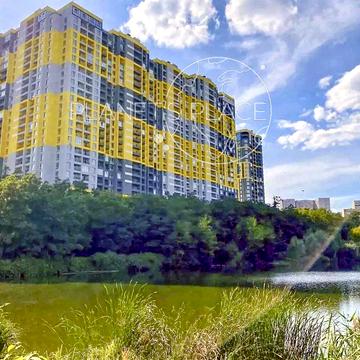 Кадетський Гай вул., 10