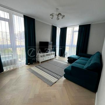 Предславинська вул., 42