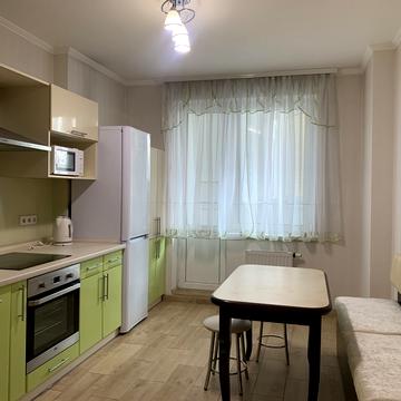 Героїв полку "Азов" вул. (Маршала Малиновського), 4-В