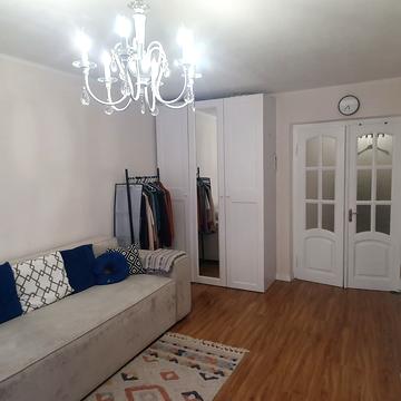 Келецька вул., 124