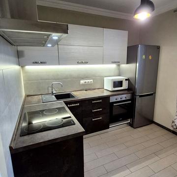 Григорія Ващенка вул., 5