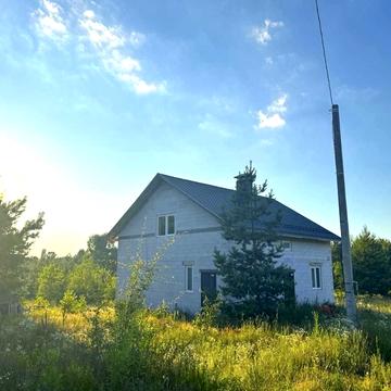 Травнева вул., 23