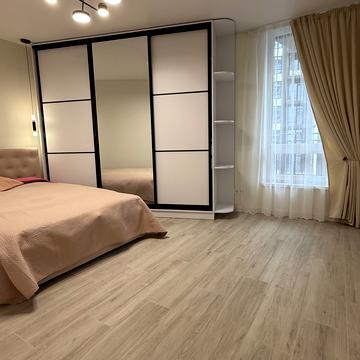 Юліана Пелеша вул., 3