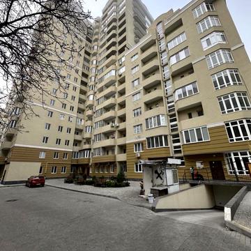 Сонячна вул., 4