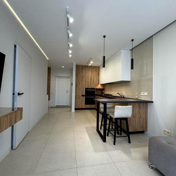 Пасічна вул., 84