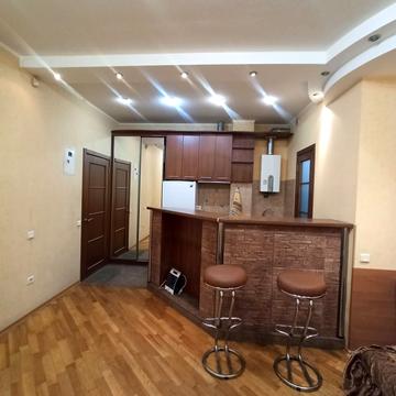 Кримська вул., 8