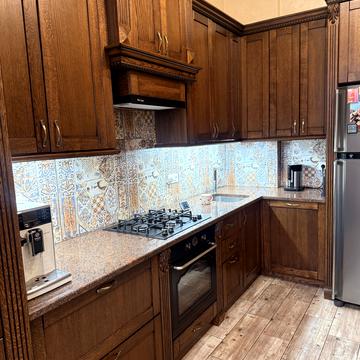 Іллі Мечникова вул., 16г