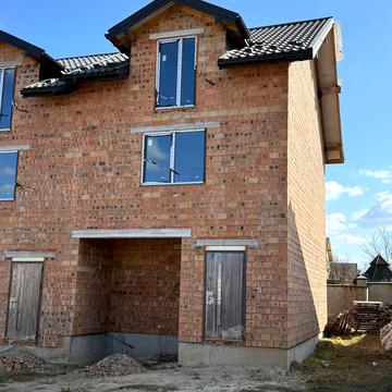 Романа Шухевича вул.