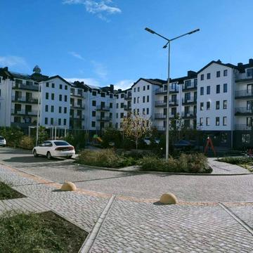 Академіка Сахарова вул., 1-Г