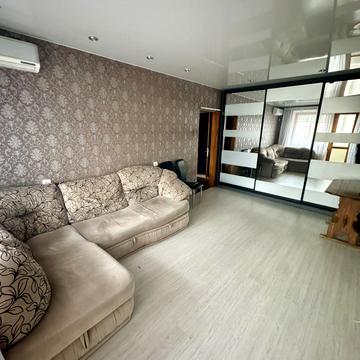 Огнівська вул., 12