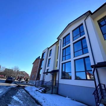 Пилипа Орлика вул., 51