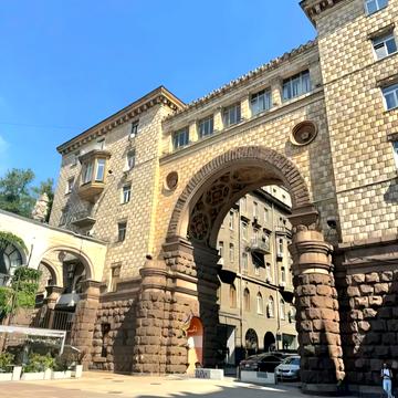 Хрещатик вул. (Kreschatic), 15