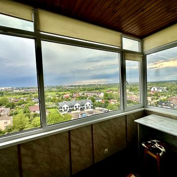 Андрія Мельника вул., 30