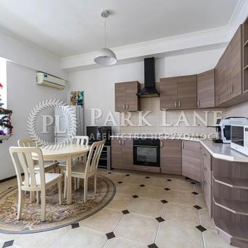 Євгена Коновальця вул. (Щорса), 44-А