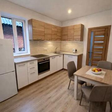 В Галушкіна, 5