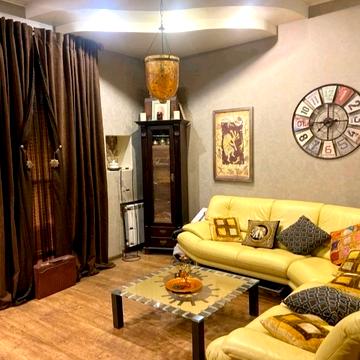 Велика Васильківська вул. (Червоноармійська), 111/113