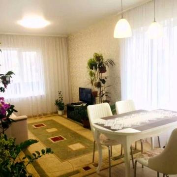 Володимира Момота вул.