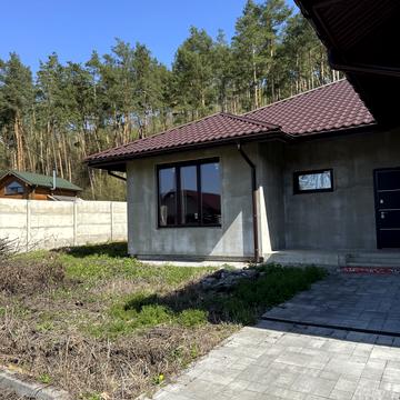 Центральна вул.