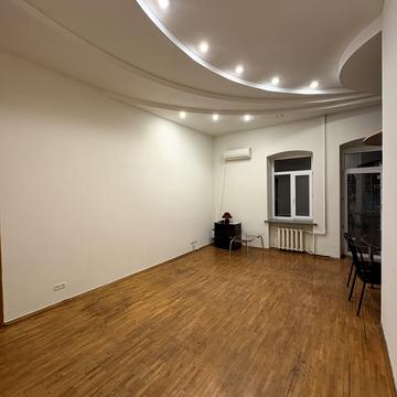 Михайлівська вул., 18-А