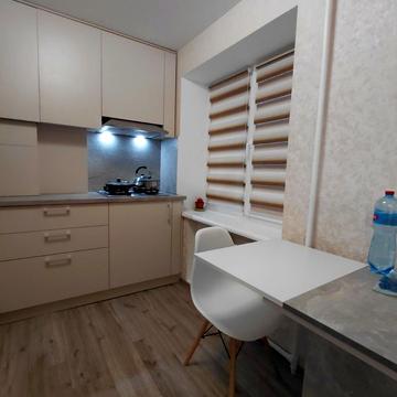 Юліана Матвійчука вул. (), 145