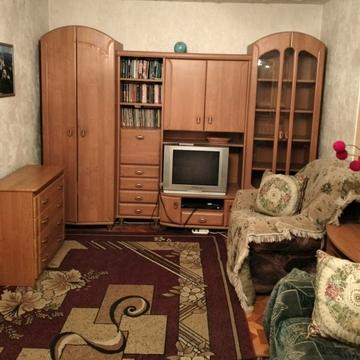 Академіка Заболотного вул., 2