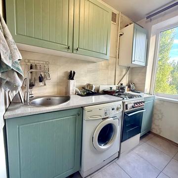 Олексія Різниченка вул. (Співдружності), 58