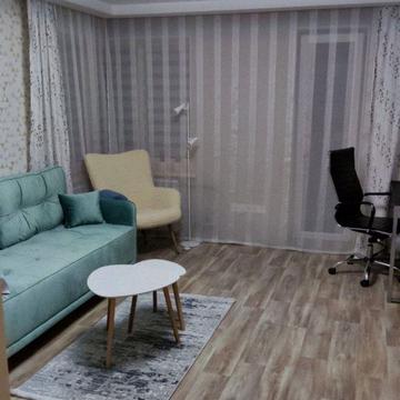 Москалівська вул. (Жовтневої Революції), 7