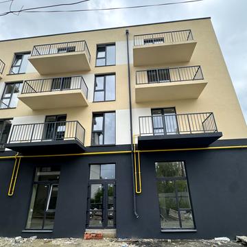 Білогірська вул., (Будинок)