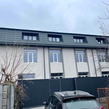 Київська вул., 262