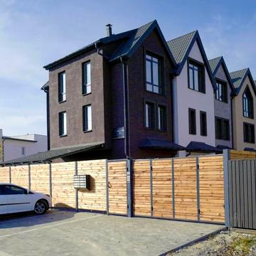 Райдужна вул., 43